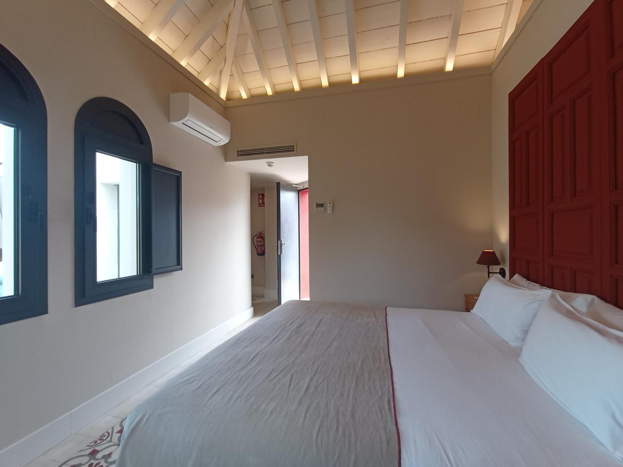 סביליה Uma Suites Parada Del Marques מראה חיצוני תמונה