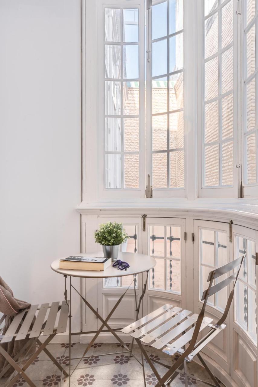 סביליה Uma Suites Parada Del Marques מראה חיצוני תמונה